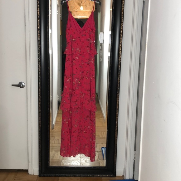 Pink floral dress with layers from Lulus - Picture 3 of 4